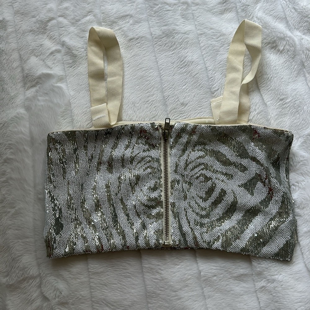 NBD Zebra Sequin Top - Picture 4 of 11